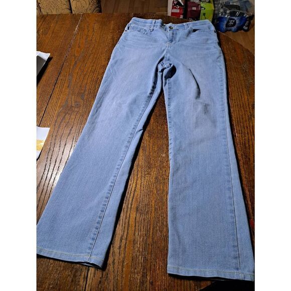 Missy Size 8 Gloria Vanderbilt Light Wash Denim Skinny Blue Jeans - Picture 1 of 11